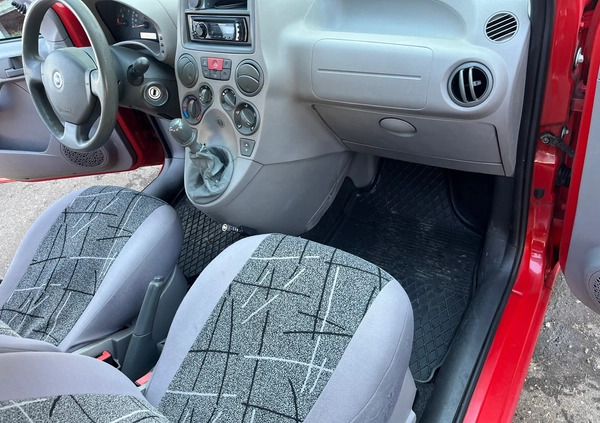 Fiat Panda cena 10990 przebieg: 148518, rok produkcji 2006 z Poznań małe 121